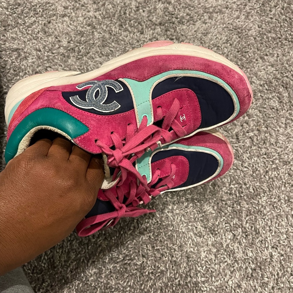 Used Chanel women sneakers size 39
